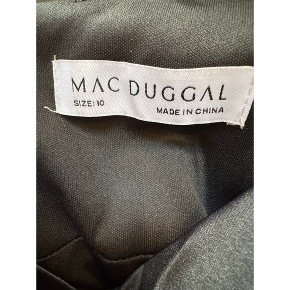 Mac Duggal Black One-Shoulder Satin Bow Trumpet Gown - Picture 5 of 5